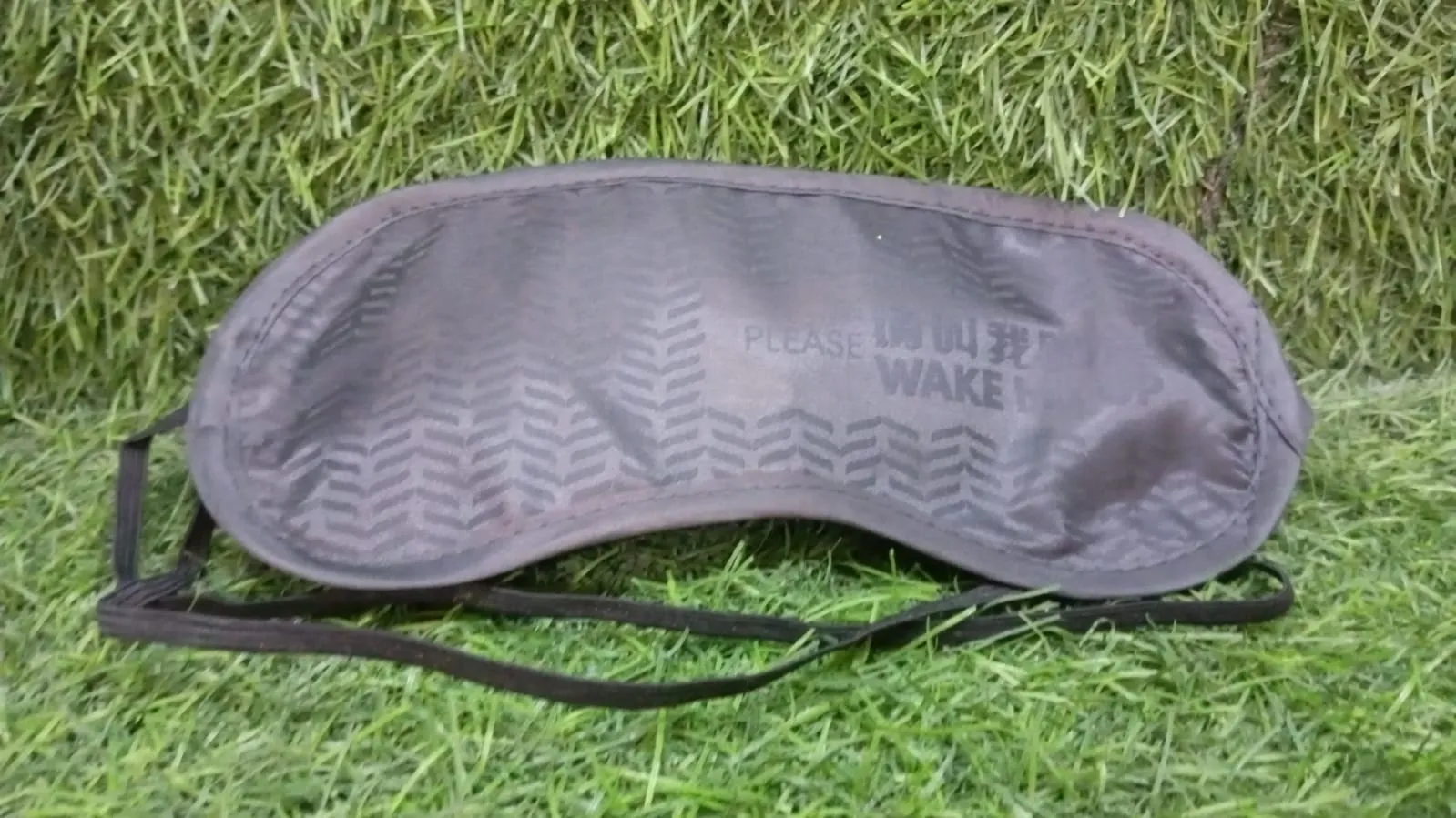 6901 New 1 Pcs Eye Mask Black Sleeping Eye Mask Cover for health Travel Sleep Aid Cover Light Guide